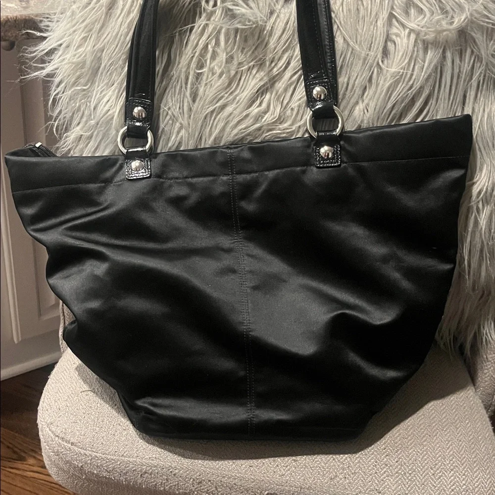 Coach black City Scapes tote - Picture 4 of 9